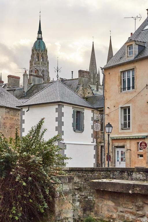 La Plus Petite Maison De France Bayeux Exteriér fotografie